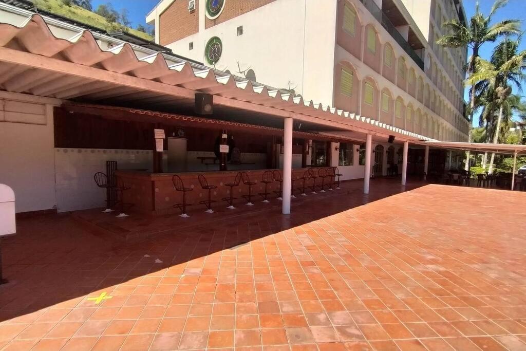 Lindo Flat Em Aguas De Lindoia Águas de Lindóia Exterior foto